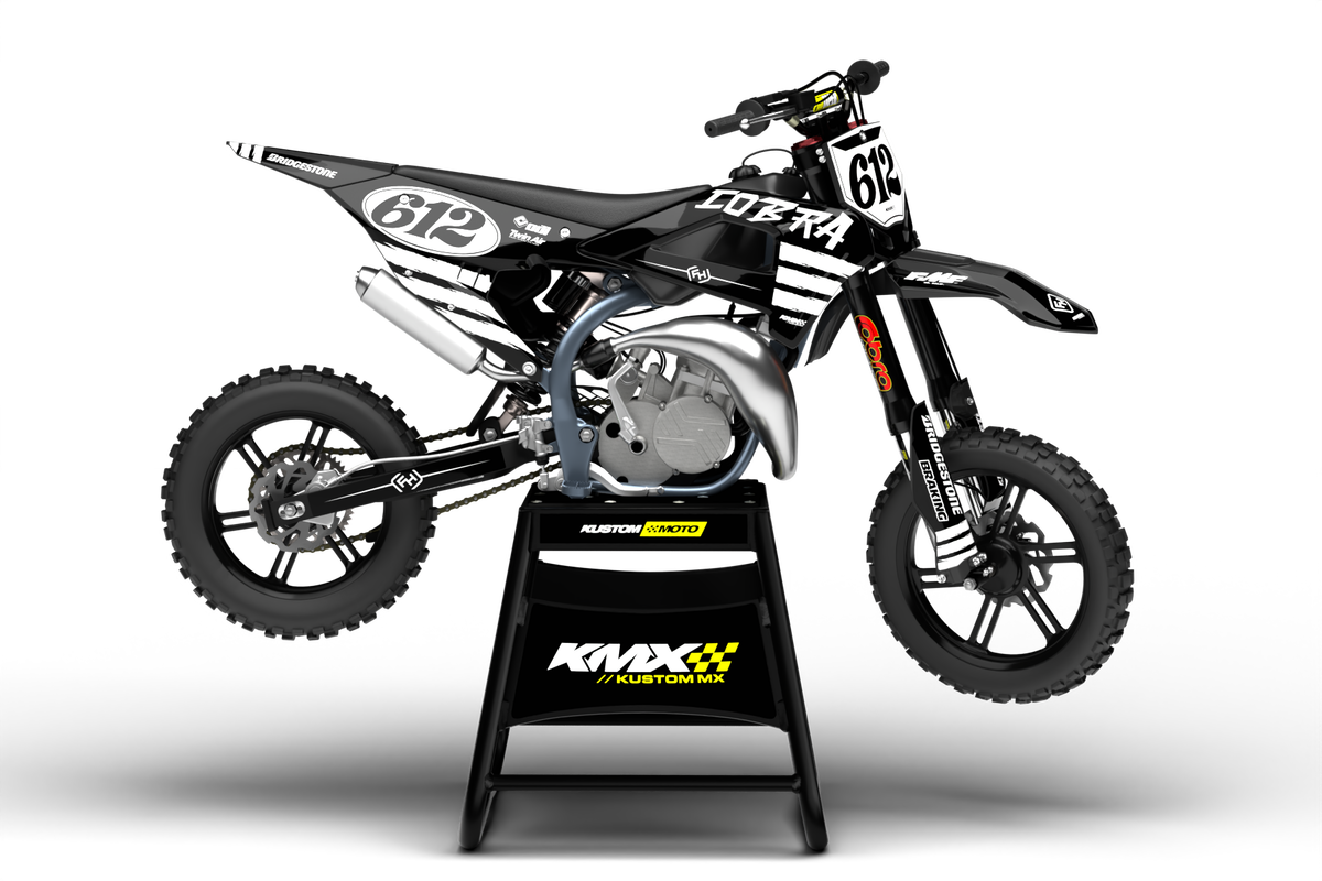 Capone Cobra Graphics Kit