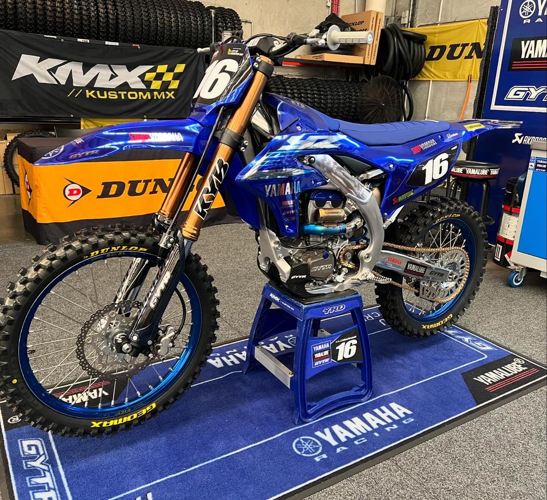 YAMAHA AUS 24' SX Yamaha Graphics Kit